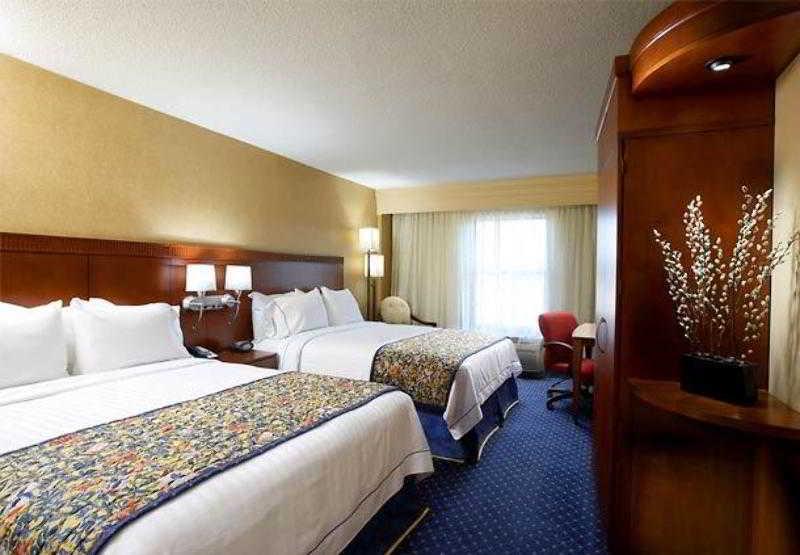 Courtyard Hamilton Hotell Rom bilde